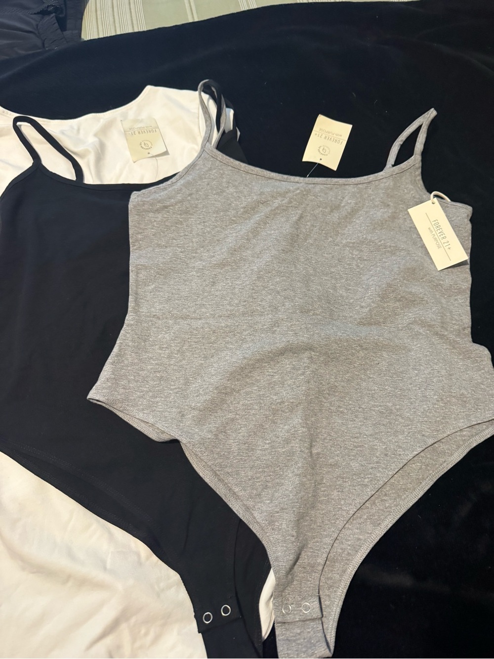 NWT set of Forever 21 Grey Scoop Neck Bodysuit in Black and White